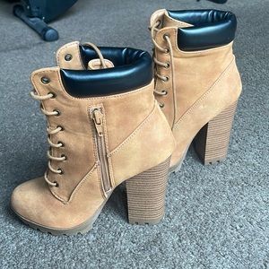 Timberland inspired heel boots size 7